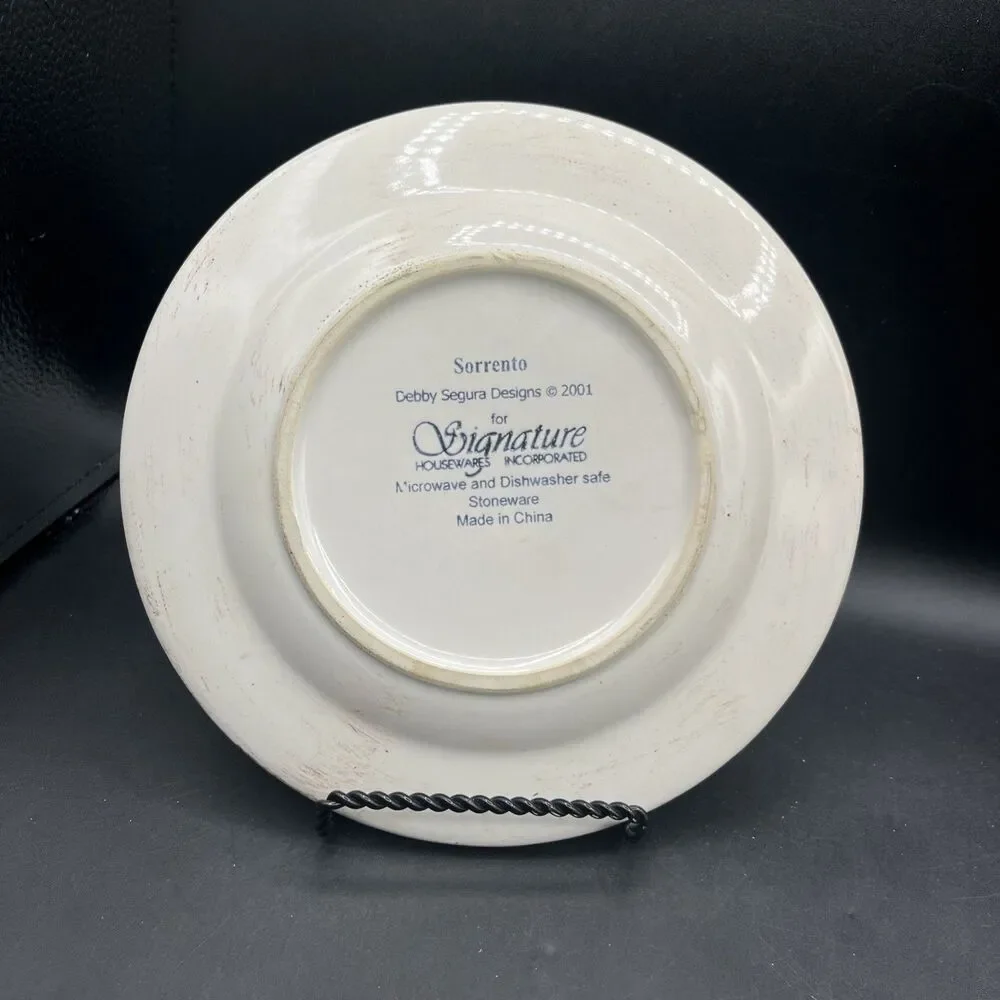 Signature item good